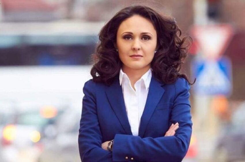 Ionela Hadârcă a câștigat titlul de omul anului la o revistă, dar l-a refuzat: Care a fost motivul și de ce s-a indignat actrița