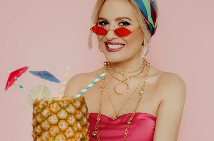 (video) „MONGO PONGO” este noua piesă lansată de Dianna Rotaru. Melodia este un cocktail muzical destinat sezonului cald primavara – vara