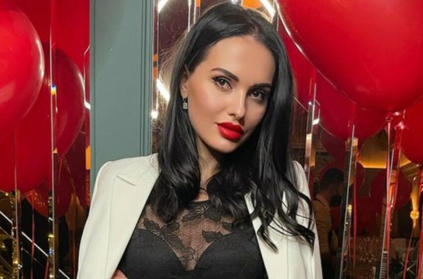 FOTO Cât de frumoase sunt! Tany Vander, într-o ipostază tandră alături de mama ei