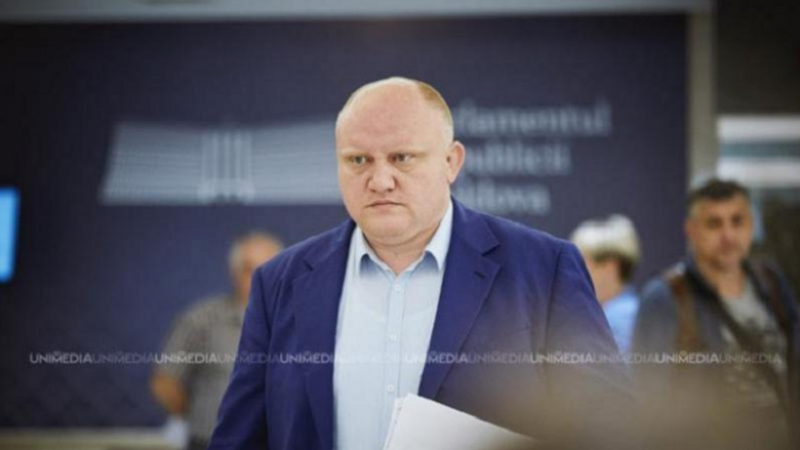 FOTO Vasile Bolea și-a prezentat finii de cununie. Acesta i-a recomandat lui Ivan Diacov să treacă pe la psihiatru
