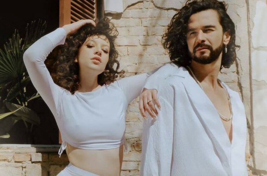  (video) Surpriza primăverii vine de la Cleopatra Stratan și Pasha Parfeni: Piesa, interpretată  în anii 90 de Sofia Rotaru