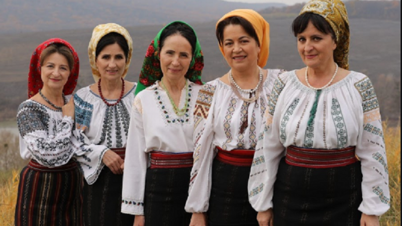 Surorile Osoianu, decorate cu Titlul Onorific „Artist al Poporului”
