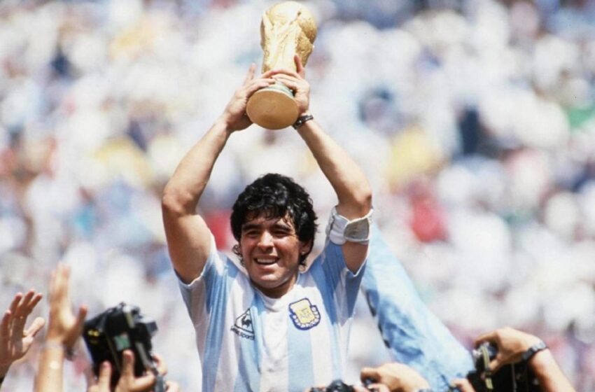 Diego Maradona a fost ”abandonat” de echipa medicală. Ce se arată în raportul privind moartea marelui fotbalist