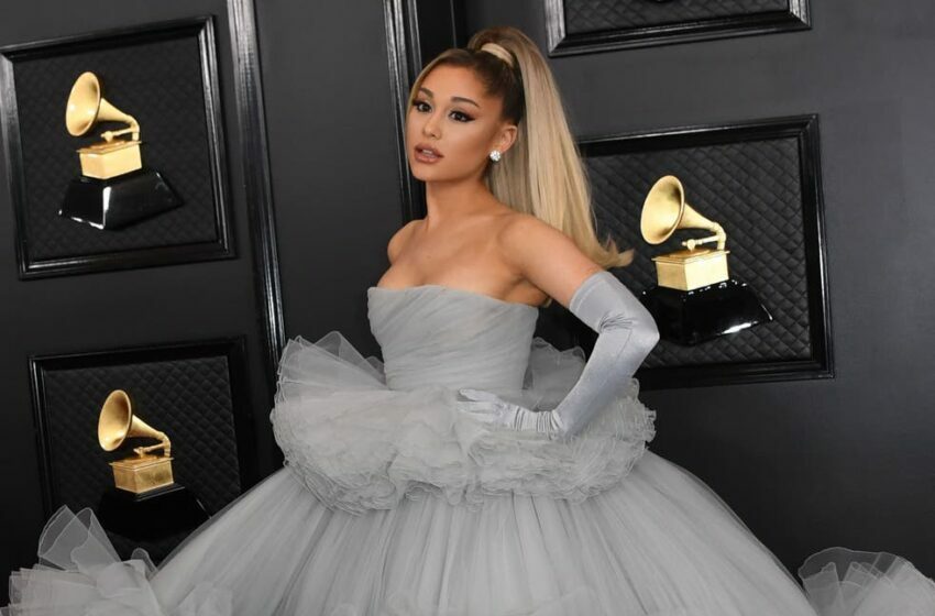  Ariana Grande a publicat primele imagini în rochie de mireasă