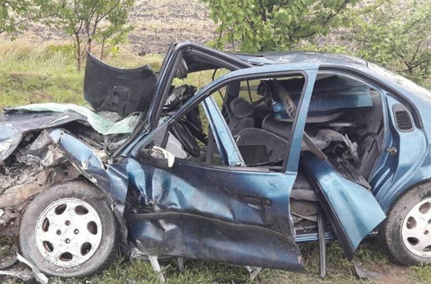  Un polițist de frontieră a murit, la Rîșcani, într-un accident grav. Șoferul care i-a zdrobit mașina a fugit