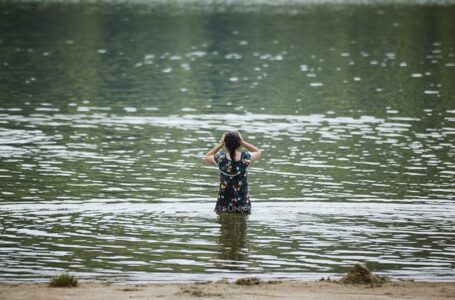 Petrecere cu final tragic: O fată de 14 ani s-a înecat de ziua sa