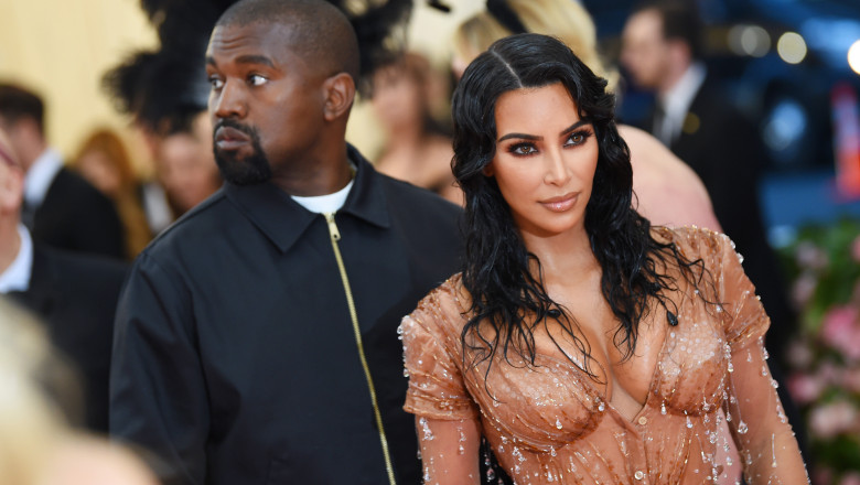  Kanye West a cumpărat o casă lângă Kim Kardashian pentru a fi mai aproape de copii. Investiția l-a costat enorm