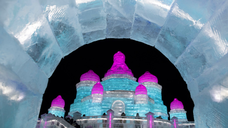  (VIDEO) „Regatul de gheață” din nordul Chinei. Imagini spectaculoase cu sculpturile de la Festivalul Gheții și Zăpezii din Harbin