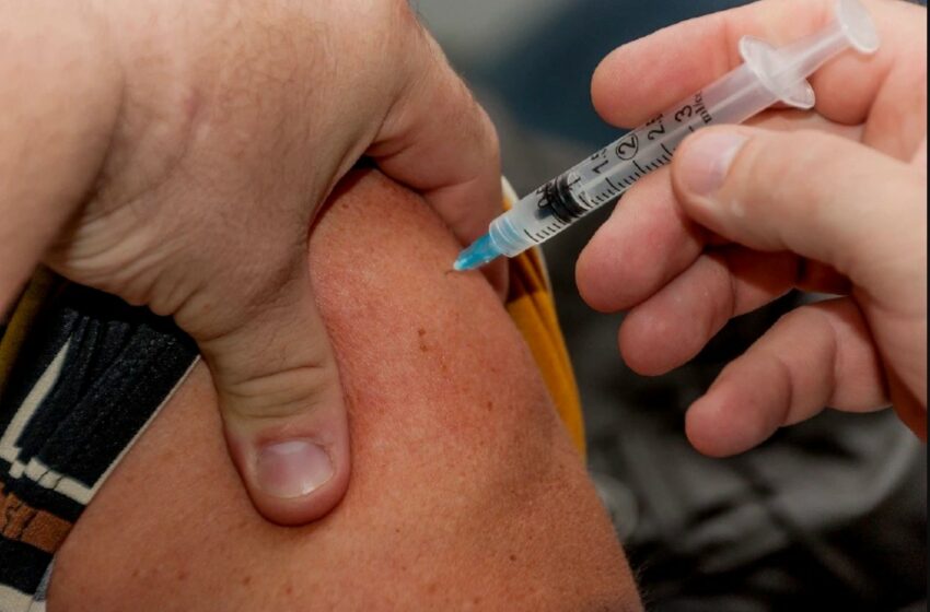  Cum a reușit un belgian să se vaccineze anti-Covid de nouă ori. Reacția medicilor
